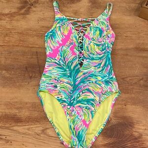 Size 2 Shady Lady Lattice One Piece Swimsuit Lilly Pulitzer